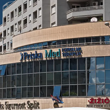 Bed & Breakfast Priska Med Luxury 4*