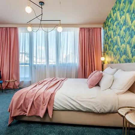Priska Med Luxury
