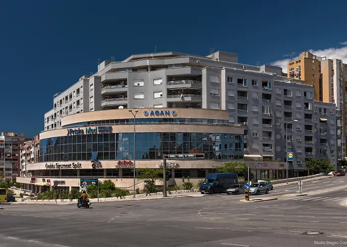 Priska Med Luxury Bed & Breakfast 4*