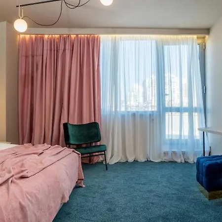 Priska Med Luxury Split