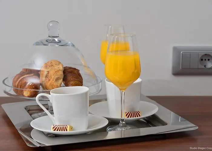 Priska Med Luxury Split