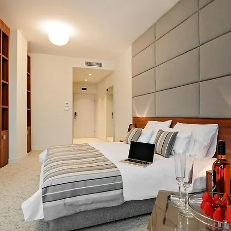 Priska Med Luxury 4* Spalato