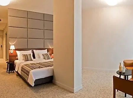 Priska Med Luxury krevet i doručak