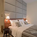 Priska Med Luxury Bed & Breakfast 4*